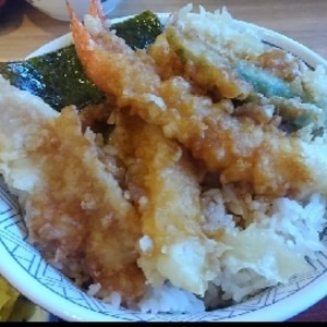 【甘めの丼つゆで】とろーり卵天付き、海老天丼